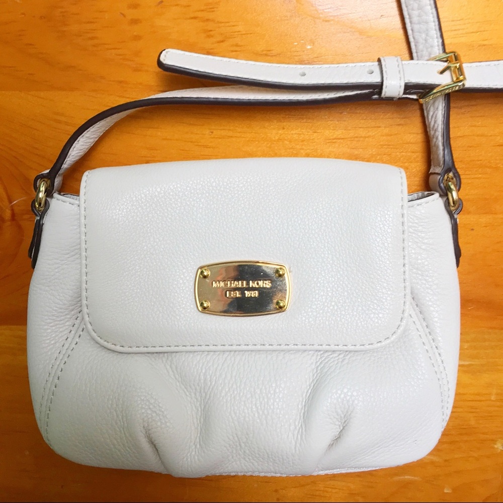 NWT Michael Kors White Gold Jet Set Flap Crossbody